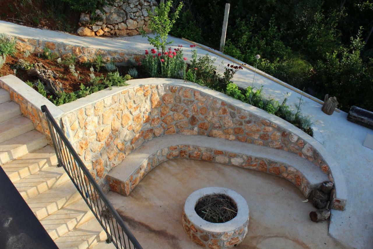 Mary'S Garden Villa Tulisevica Eksteriør billede